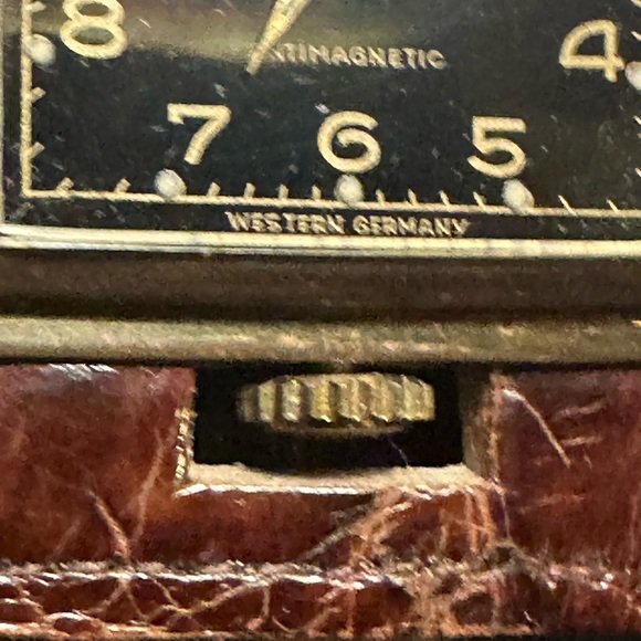 German Made Antique Wallet Genuine Alligator  With watch in wallet - Picture 5 of 5